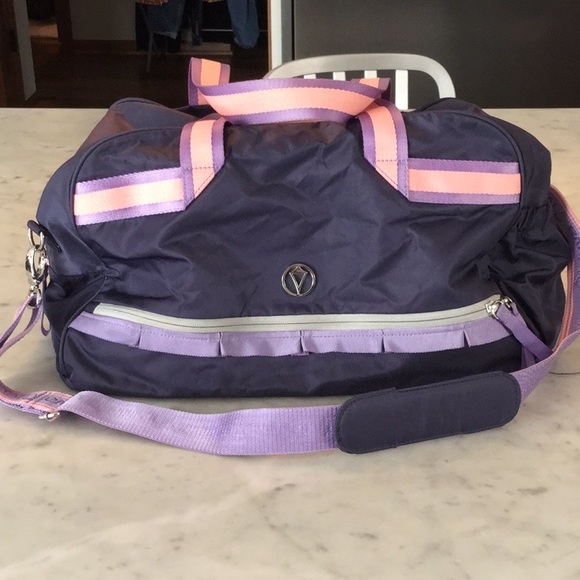 ivivva duffle